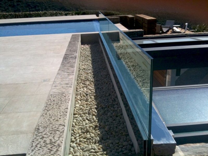 architecte-atelier-cailloux-cavalaire-SPA-garde-corps